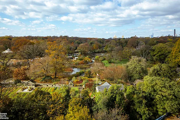 Rented by Brown Harris Stevens | media 19