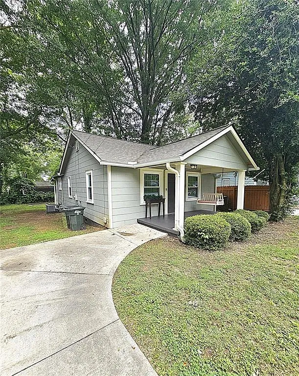 2 bed, 2.0 bath, 960 sqft, $2,300 — Photo 1