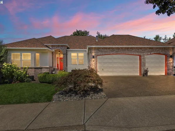 11340 SE Highland Loop, Clackamas, OR 97015