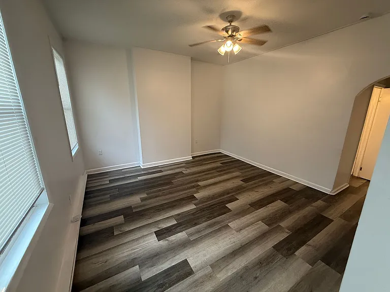 19 Walnut Street — Photo 7