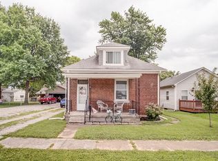 210 N 2nd St, Dupo, IL 62239