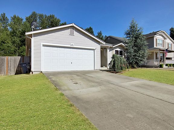 2nd image of 1008 Daffodil Ave NE
