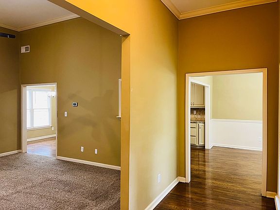 4th image of 70 Indian Bluff Dr