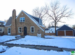 408 Michigan St, Storm Lake, IA 50588