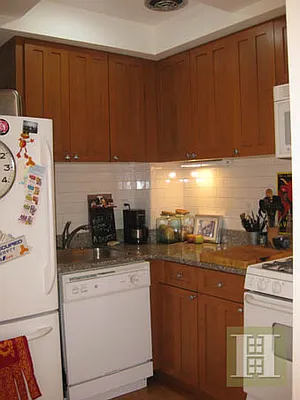 Rented by Halstead Real Estate | media 36