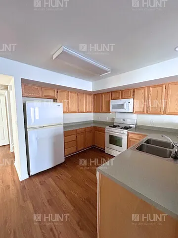 4022 Hemlock Ct — Photo 3