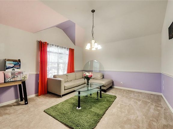 5th image of 1339 Clearwater Dr