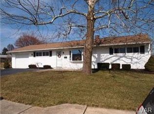 15 Saylor Dr, Coplay, PA 18037