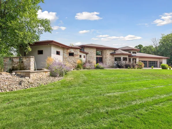 W10622 State Road 35, Prescott, WI 54021