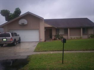 7350 NW 37th St, Lauderhill, FL 33319