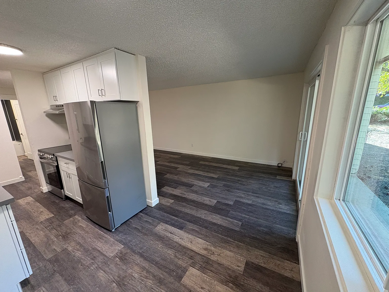 1 bed, 600 sqft, $1,295 — Photo 2