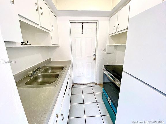 3rd image of 5891 NE 18th Ave APT 1-4