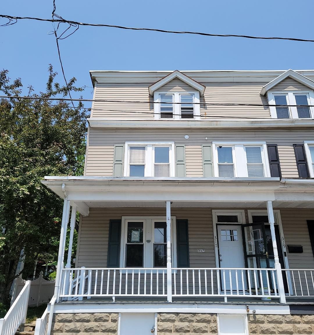 317 E Mifflin St 317 E Mifflin St