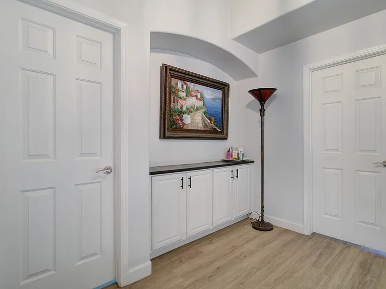 2576 E Brooks St — Photo 44