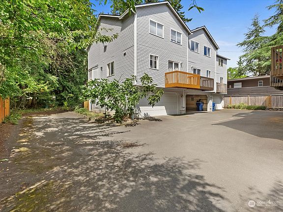 2nd image of 12344 Hiram Place NE