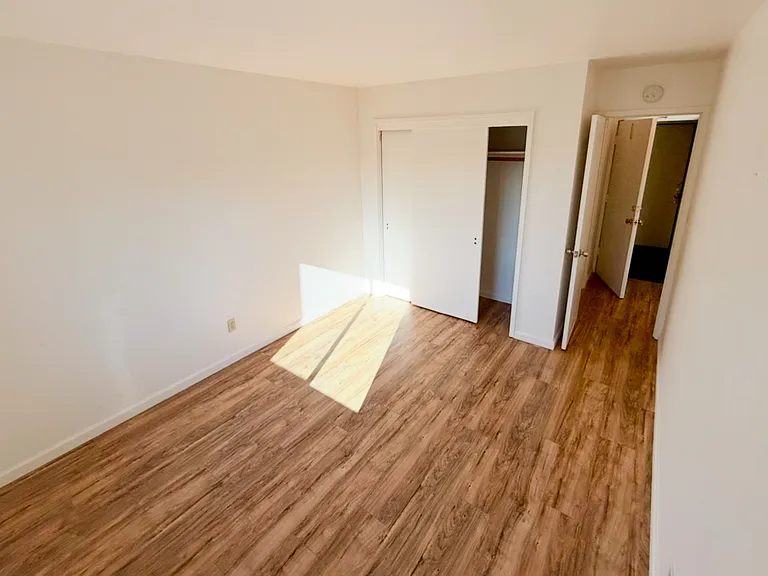 2521 Piedmont Ave #15 — Photo 1