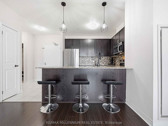 5th image of 7325 Markham Rd #504