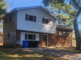 109 Edinburgh Dr, Athens, AL 35611