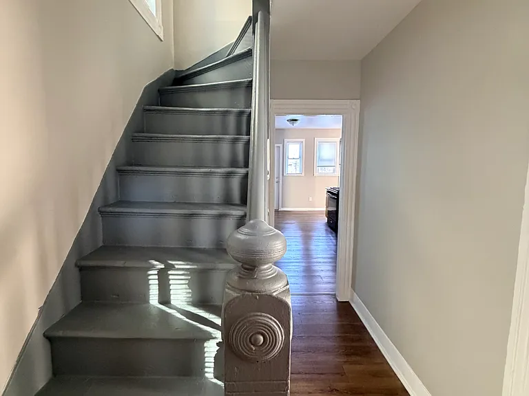 253 W Ivy St — Photo 10