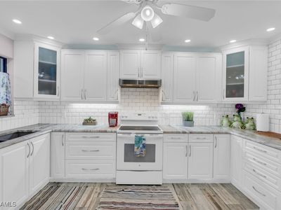 188 Lake Point Ln #7B, Naples, FL, 34112
