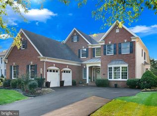 15295 Golf View Dr, Haymarket, VA 20169