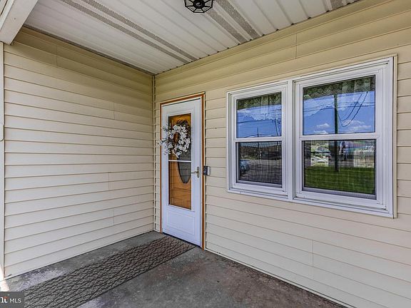 2nd image of 918 Nittany Valley Dr