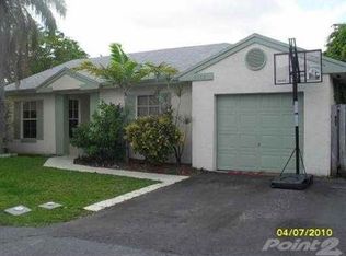 5772 Woodland Point Dr, Tamarac, FL 33319