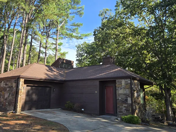 81 Kincardine Dr, Bella Vista, AR 72715