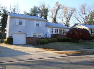 376 Fleagle Rd, Glen Burnie, MD 21061