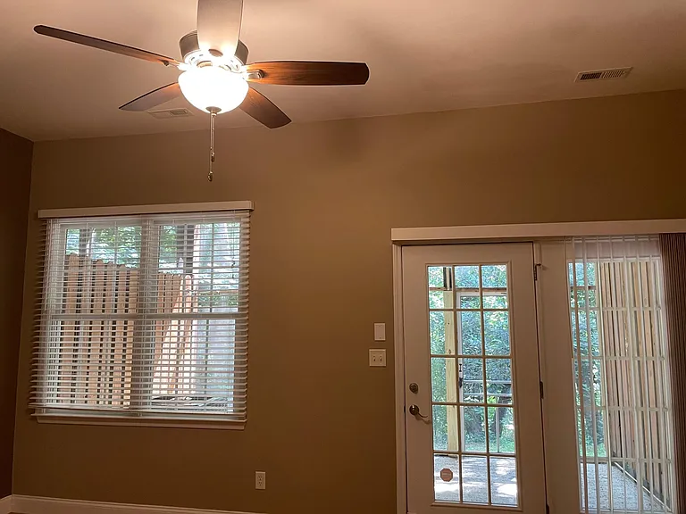 802 Carved Oak Dr — Photo 11