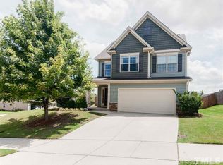 903 Red Oak Tree Dr, Fuquay Varina, NC 27526