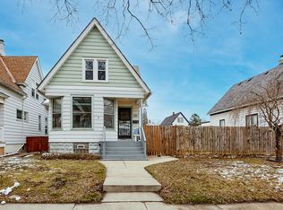 2448 S 30th St, Milwaukee, WI 53215