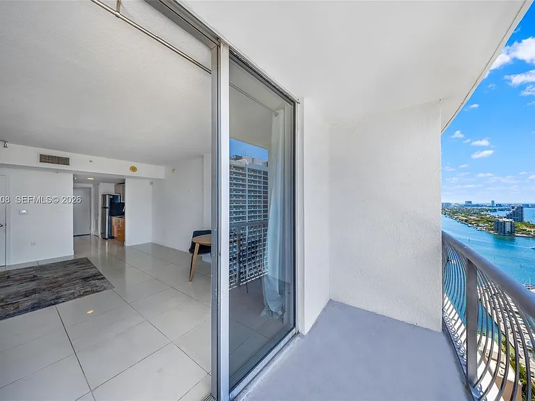 1750 N Bayshore Dr #3308 — Photo 14