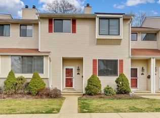 135 Clubhouse Dr, Middletown, NJ 07748