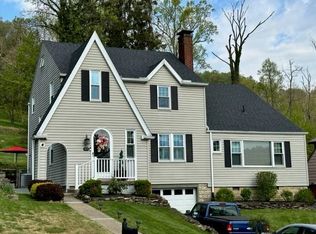 25 Dorman Rd, Wheeling, WV 26003