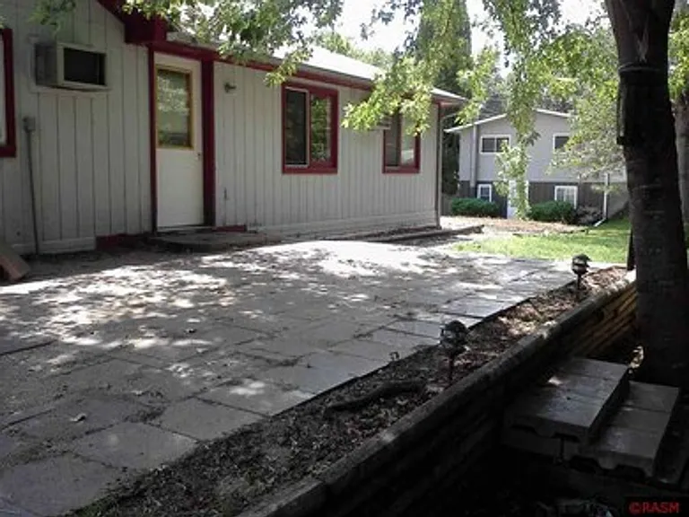 419 Mallory St N #2 — Photo 3