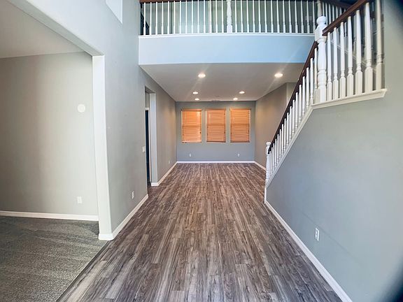 5th image of 3836 Ash St