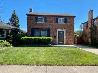 2409 Dwight St, Racine, WI 53403