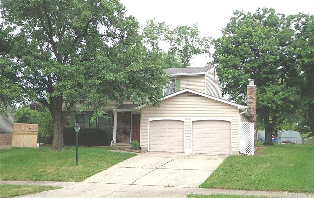 4860 Leafburrow Dr photo 1