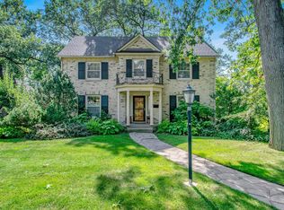 1908 Argentina Dr SE, Grand Rapids, MI 49506