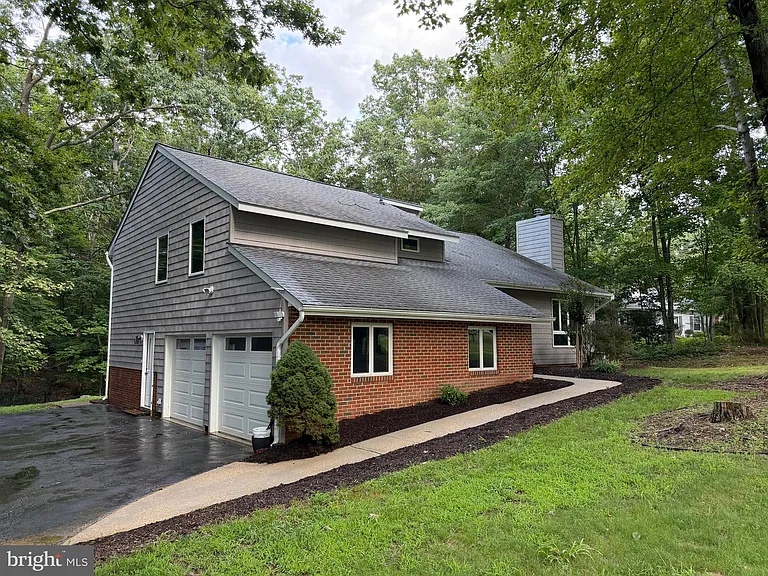 22480 Sparrow Ct — Photo 12