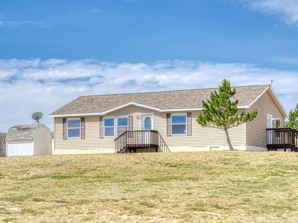 24 N Rangeland Ln, Rozet, WY 82727