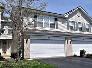 516 Windham Cove Dr, Crystal Lake, IL 60014