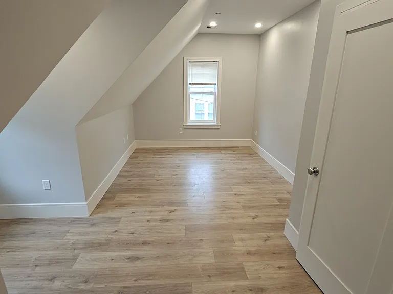 124 Kenrick St #5 — Photo 5