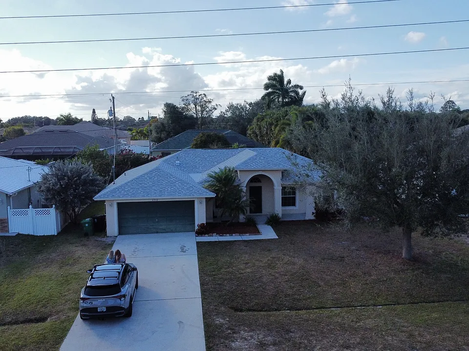 4542 SW Savona Blvd