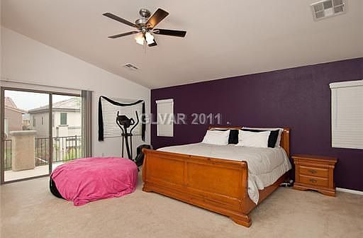 3rd image of 10429 Walworth Ave