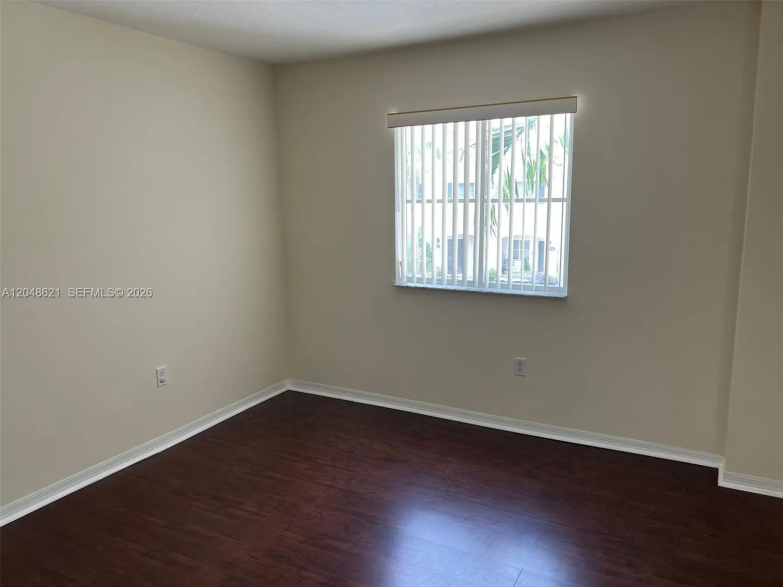 2 bed, 2.5 bath, $1,900 — Photo 3