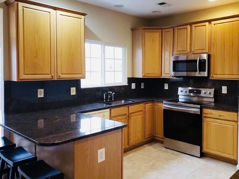 12327 Malvern Way — Photo 3