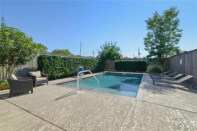 2100 Saint Thomas St #205 — Photo 16