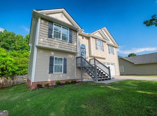 237 Village Way SW, Calhoun, GA 30701